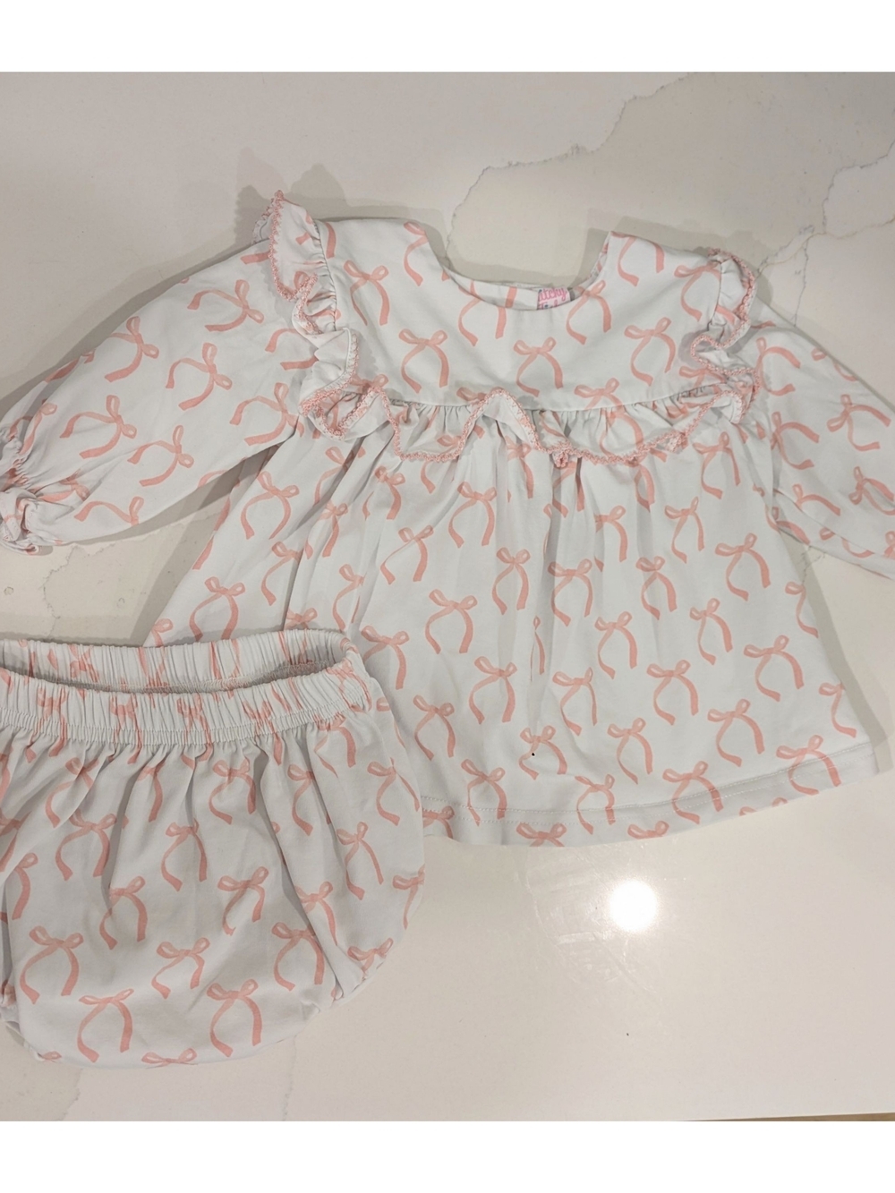 Stitchy Fish White And Pink Bow Baby Set